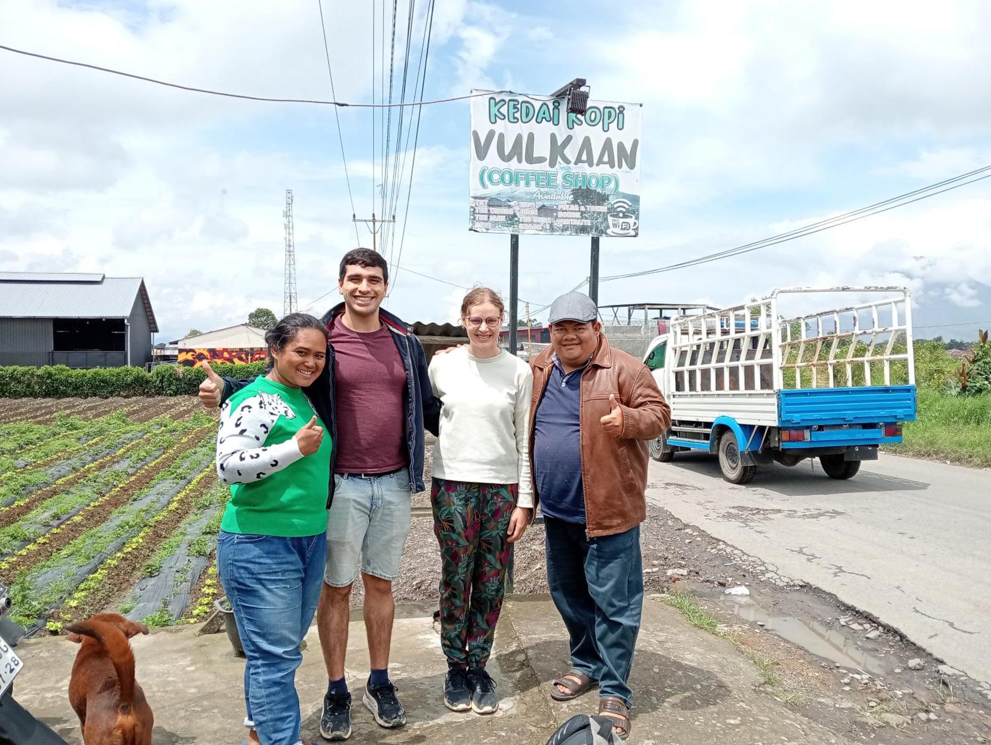 בראסטגי Vulkaan Homestay מראה חיצוני תמונה